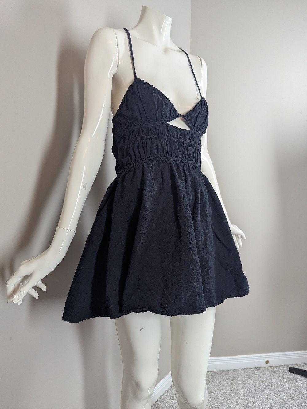 SNDYS Tahlia Dress Black Medium Open Back Mini Dress Strappy Back Summer - Picture 7 of 11
